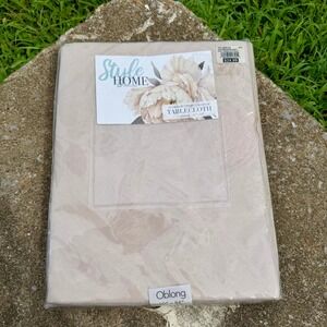 Vintage Style Home Floral Butterfly Damask Tablecloth Oblong 60x84 Beige New
